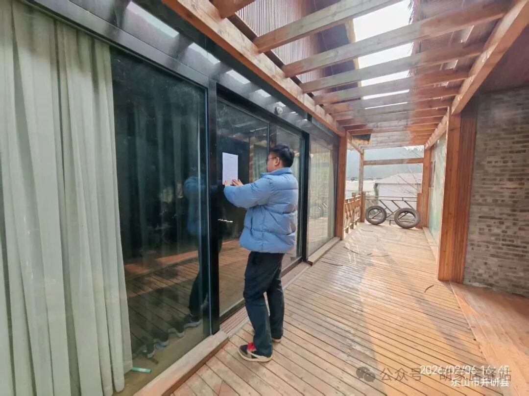 集益镇发放耕地复垦费催缴通知书