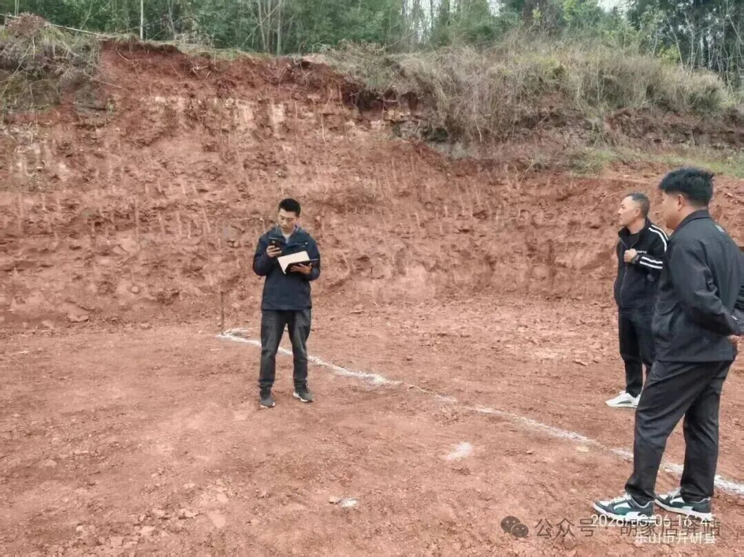 集益镇开展宅基地选址勘察工作